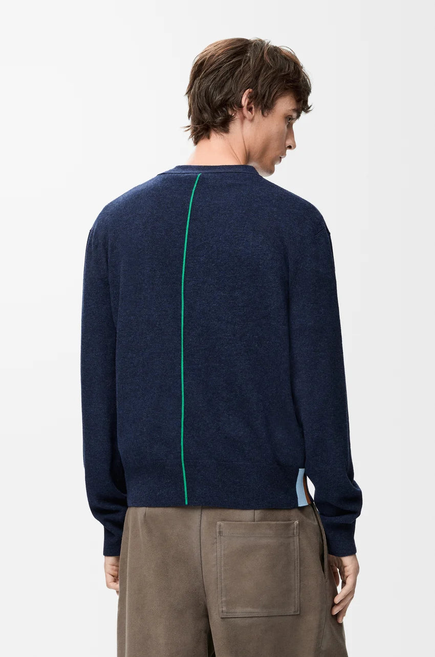 Cardigan in wool